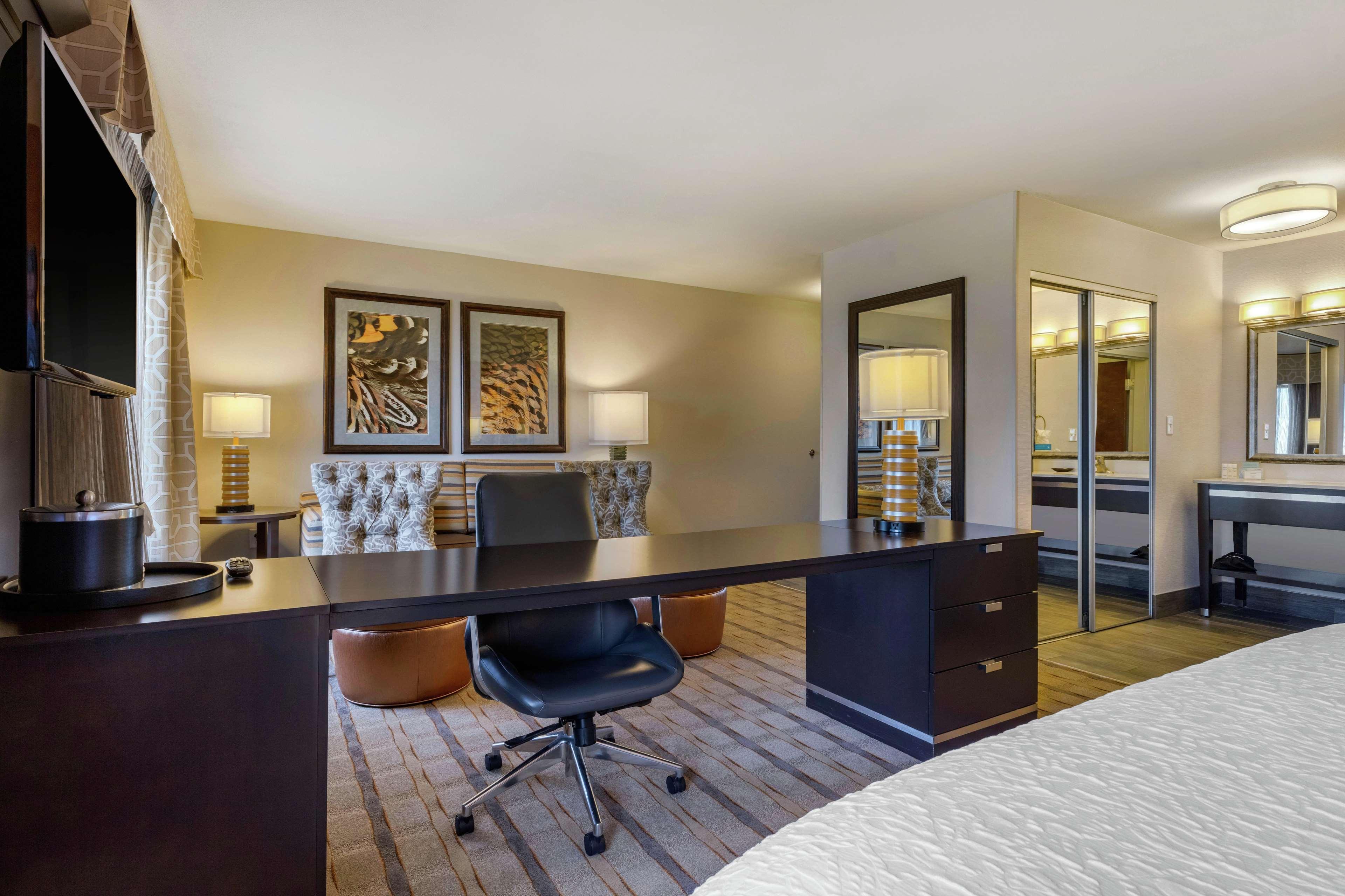 Hampton Inn And Suites Columbus, Ms Kültér fotó